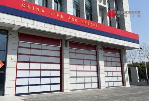 泰兴消防站安装透明消防提升门缩略图