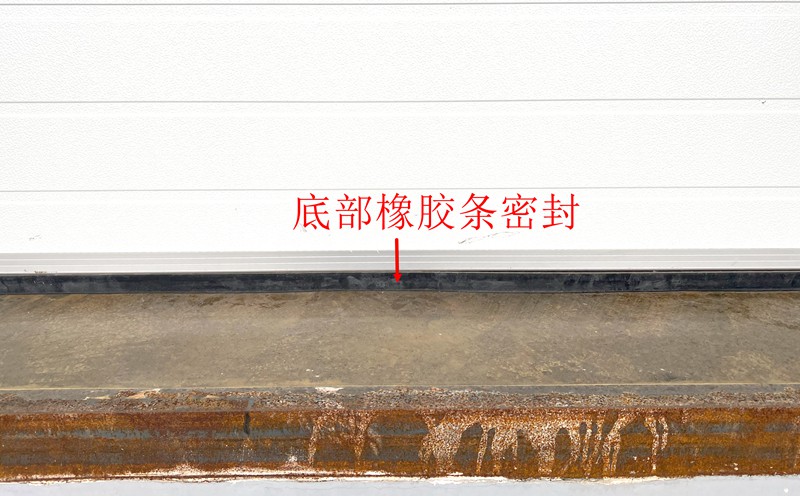 密封效果好的工业厂房电动门推荐:美高门业的解决方案插图2 密封效果好的工业厂房电动门推荐:美高门业的解决方案插图2
